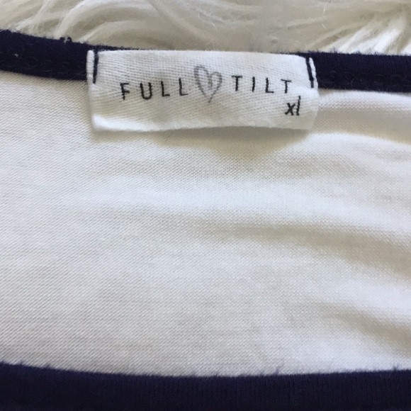 Full Tilt Cali bear pocket long sleeve - Picture 3 of 3